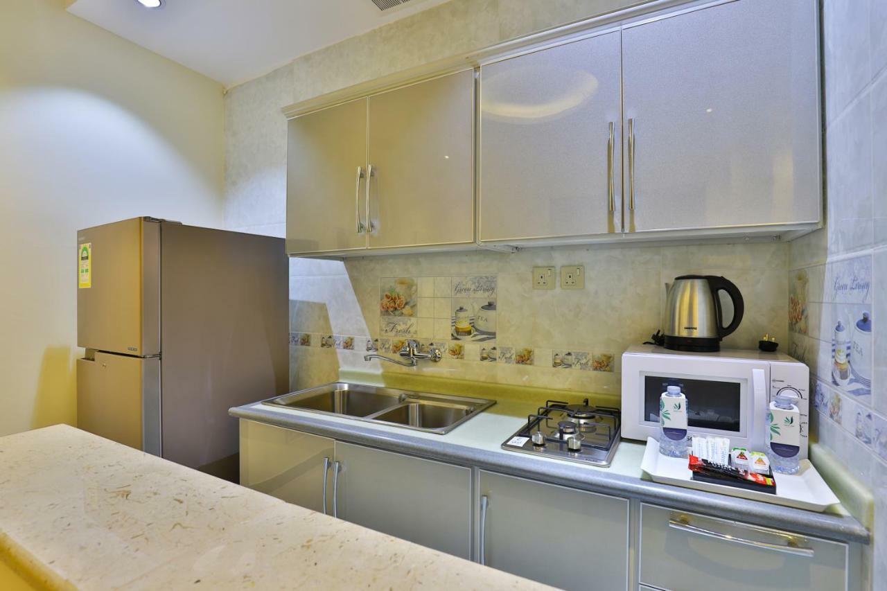 Dreams Houses Furnished Suites Tabuk Esterno foto