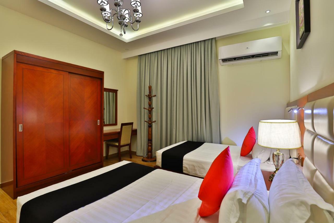 Dreams Houses Furnished Suites Tabuk Esterno foto