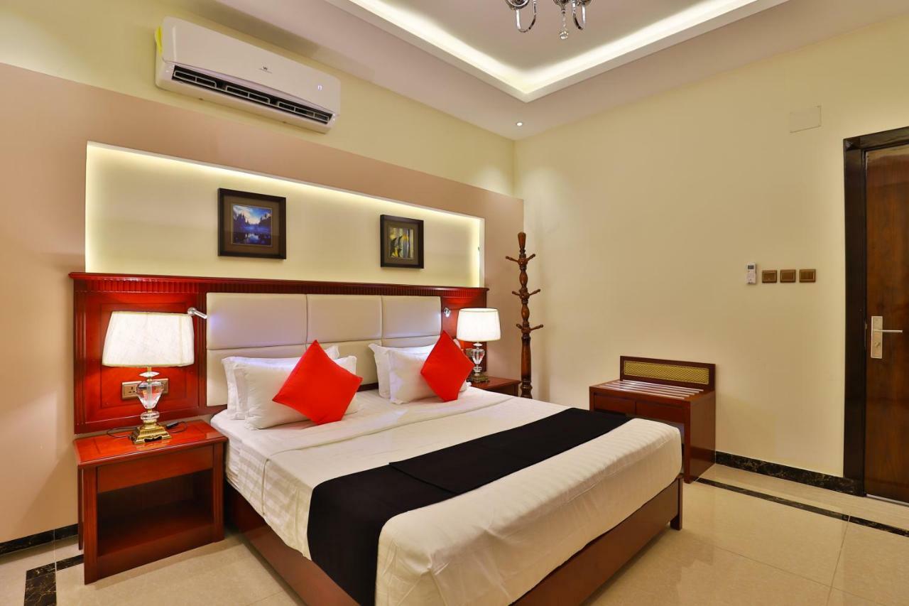Dreams Houses Furnished Suites Tabuk Esterno foto